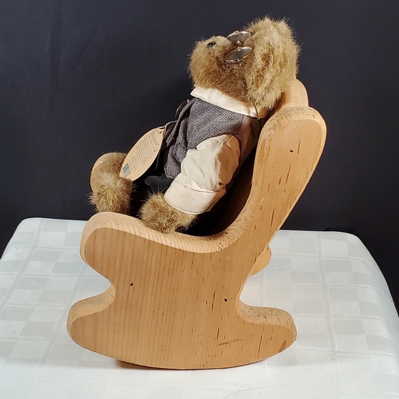 Boyds Bear with Wooden Chair - Picture 7 of 9